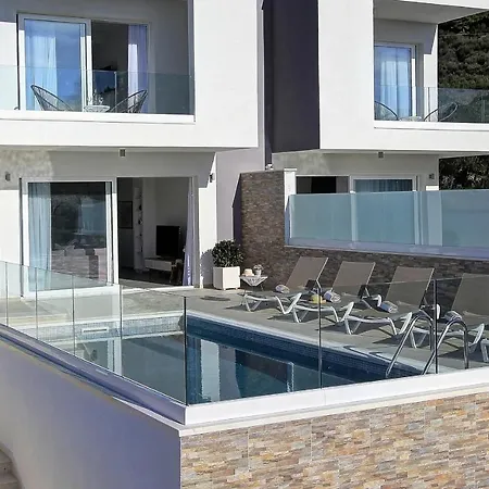 Karla Μακάρσκα