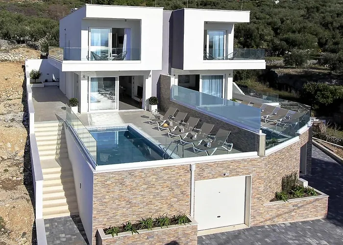 Karla Μακάρσκα