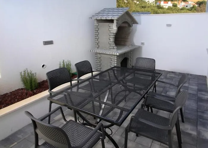 Karla Μακάρσκα