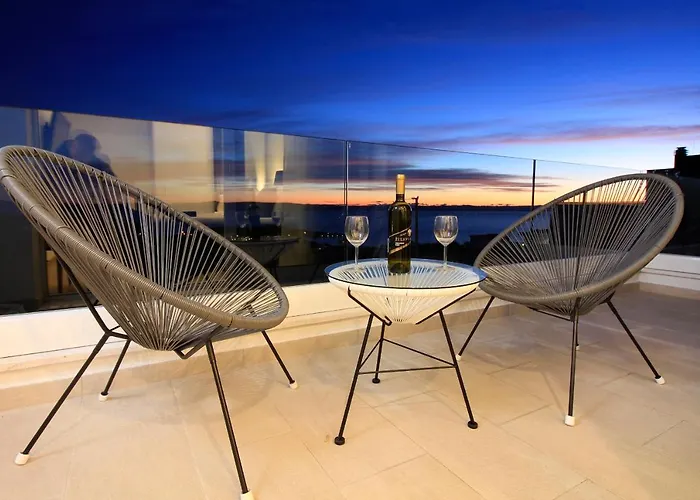 فيلة Karla ماكارسكا